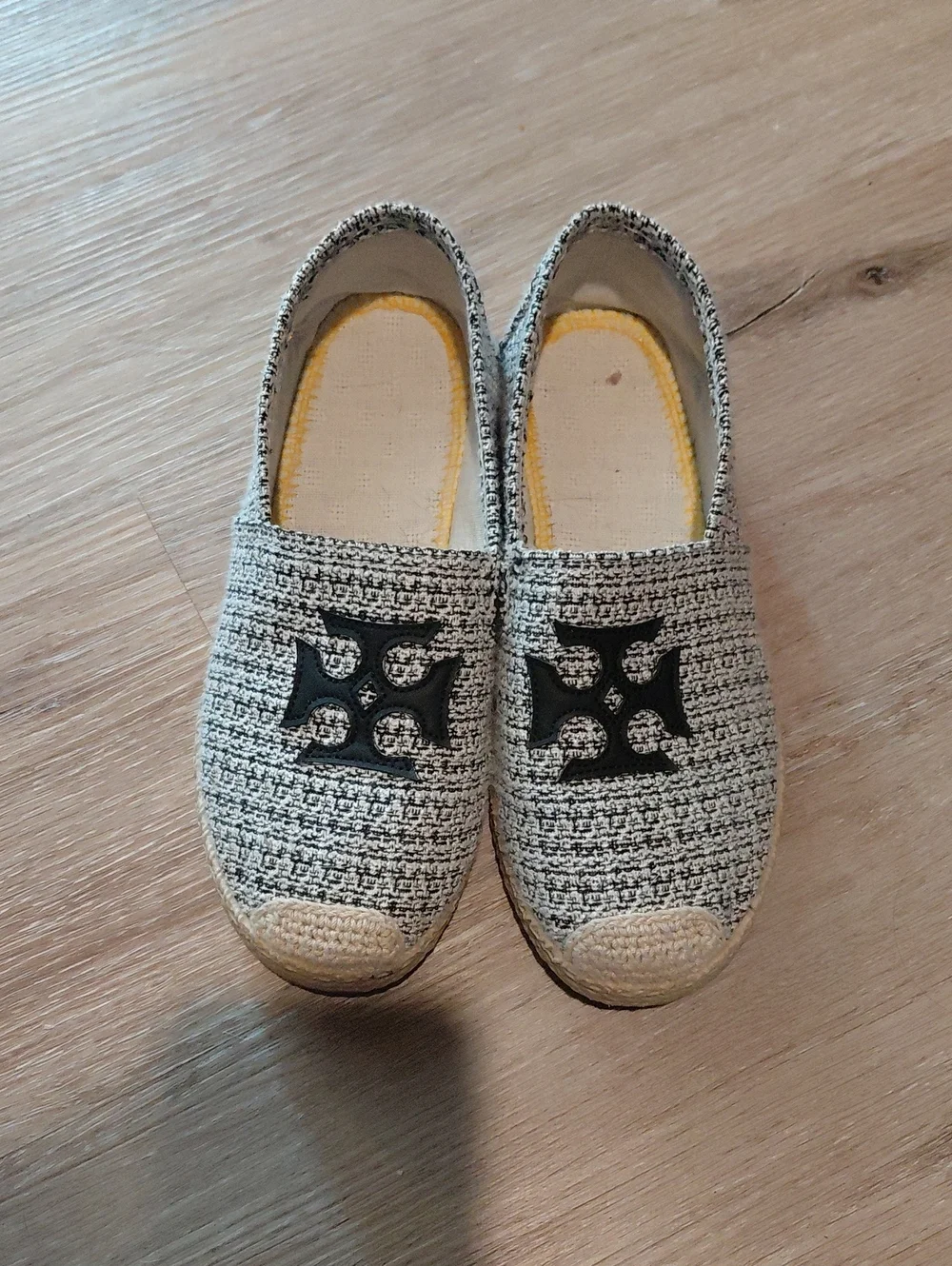 Women's Slip-On Casual Espadrilles in Cream and Black